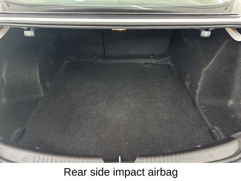 Used 2022 Chevrolet Malibu RS image 28