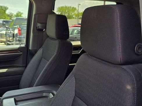 Used 2025 Chevrolet Silverado 1500 LT AWD/4WD image 34