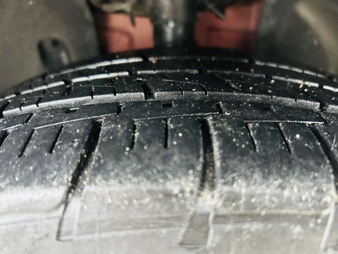 Used 2017 Ford Explorer Platinum image 47