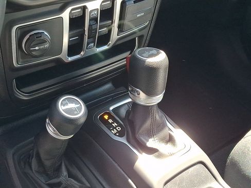 Used 2022 Jeep Wrangler Unlimited Sport AWD/4WD image 14
