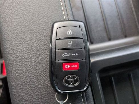 Certified 2026 Toyota Tundra Limited AWD/4WD image 27