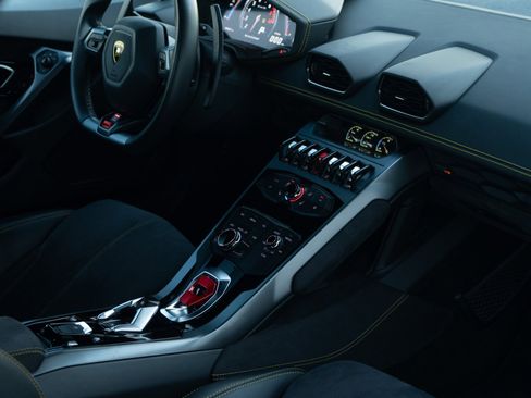 Used 2017 Lamborghini Huracan LP 580-2 image 21