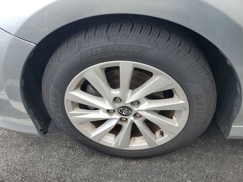 Used 2022 Toyota Camry LE image 7