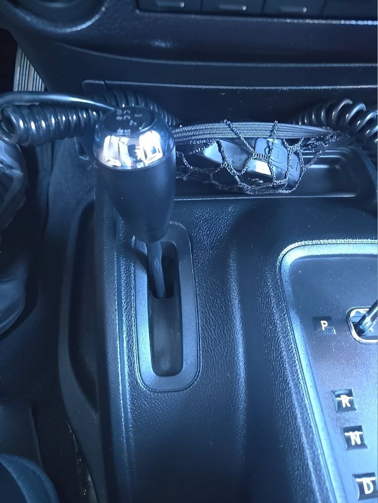 Used 2016 Jeep Wrangler Unlimited Rubicon AWD/4WD image 20
