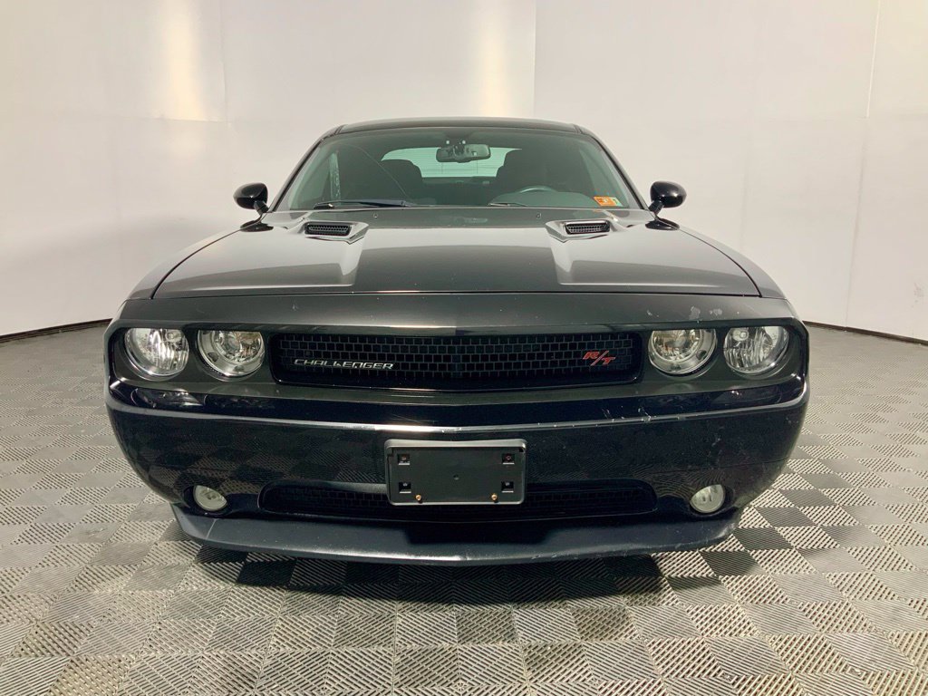 Used 2014 Dodge Challenger R/T w/ R/T Redline Group RWD image 3