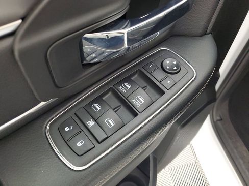 Used 2022 RAM 1500 Classic Warlock w/ Technology Package I image 28