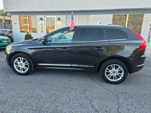 Used 2016 Volvo XC60 T5 Premier w/ Technology Package AWD/4WD image 7