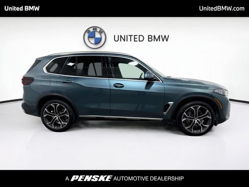 Used 2026 BMW X5 xDrive40i AWD/4WD image 4