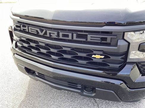 Certified 2025 Chevrolet Silverado 1500 Custom image 18