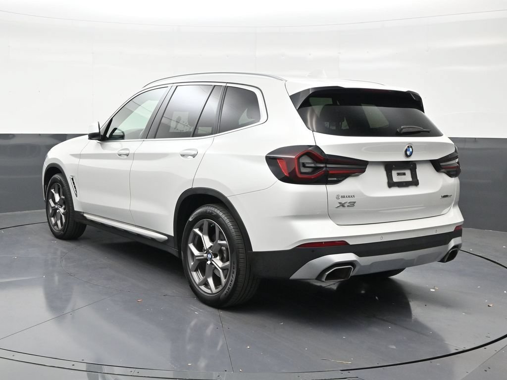 Used 2024 BMW X3 xDrive30i AWD/4WD image 3