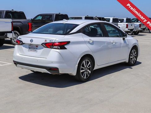 Used 2020 Nissan Versa SV FWD image 6