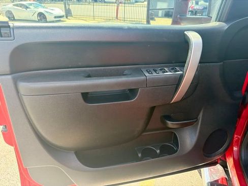 Used 2014 Chevrolet Silverado 2500 LT w/ Interior Plus Package AWD/4WD image 21