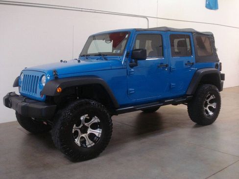 Used 2011 Jeep Wrangler Unlimited Sport AWD/4WD image 7