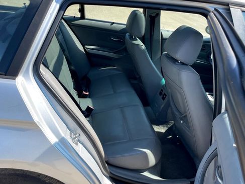 Used 2007 BMW 328xi Wagon image 18