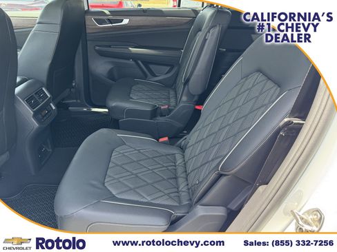 Used 2025 Volkswagen Atlas SEL Premium R-Line AWD/4WD image 15