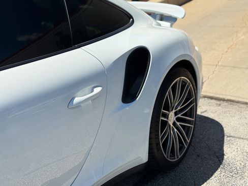 Used 2019 Porsche 911 Turbo AWD/4WD image 28