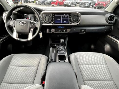 Used 2022 Toyota Tacoma SR5 image 21