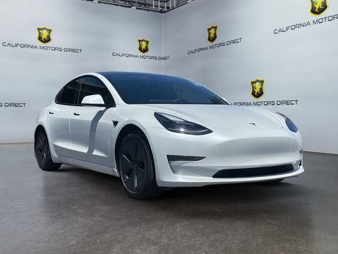 Used 2021 Tesla Model 3 Standard Range Plus RWD image 3