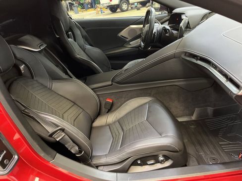 Used 2023 Chevrolet Corvette Stingray Preferred Cpe w/ Z51 Performance Package RWD image 21
