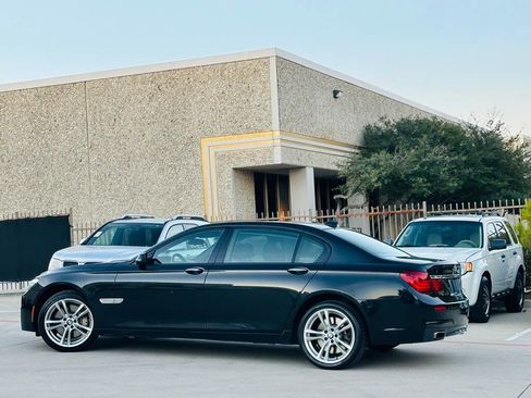 Used 2014 BMW 750Li w/ M-Sport Package image 6