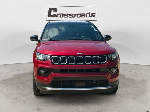 Used 2025 Jeep Compass Limited AWD/4WD image 8