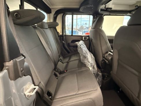 New 2026 Jeep Gladiator Willys image 12