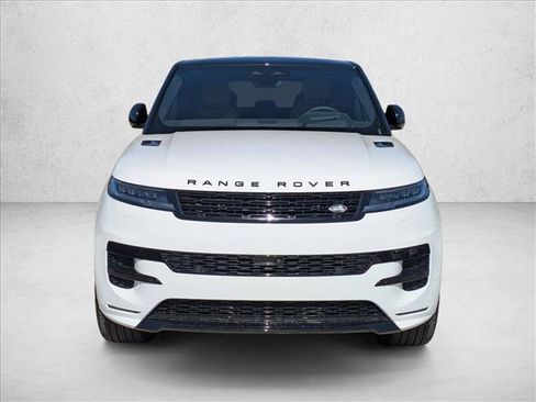 Used 2025 Land Rover Range Rover Sport Dynamic SE image 6