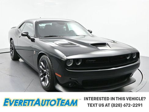 Used 2023 Dodge Challenger R/T Scat Pack RWD image 1