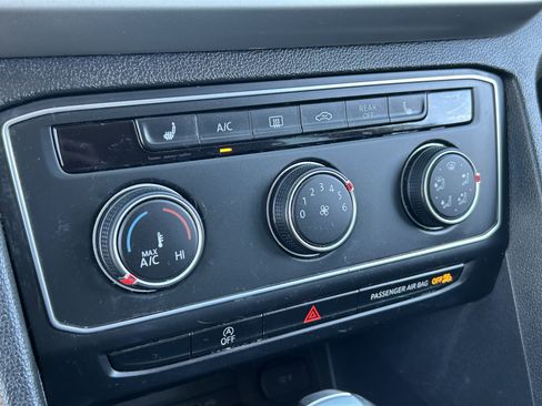 Used 2023 Volkswagen Atlas SE image 26