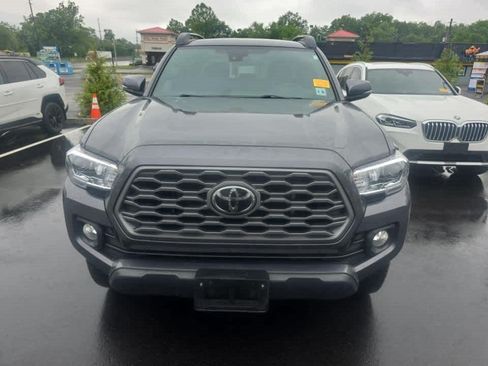 Used 2023 Toyota Tacoma TRD Off-Road AWD/4WD image 3