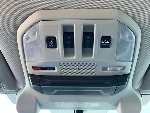 Used 2021 Subaru Ascent Premium w/ Sport Package image 17