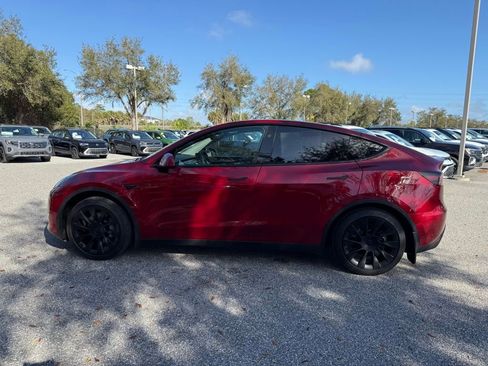 Used 2025 Tesla Model Y Long Range image 16