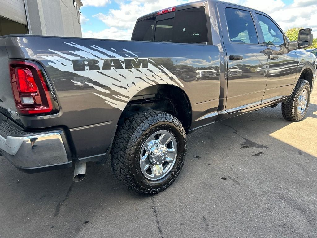 Used 2025 RAM 2500 Tradesman AWD/4WD image 7