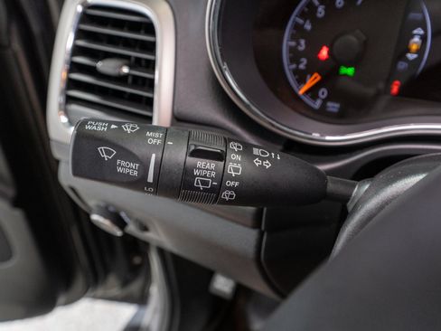 Used 2021 Jeep Grand Cherokee Laredo X AWD/4WD image 28