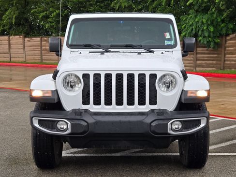 Used 2023 Jeep Gladiator Sport AWD/4WD image 8