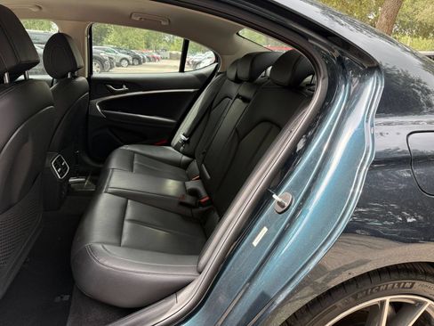 Used 2025 Genesis G70 2.5T AWD/4WD image 39