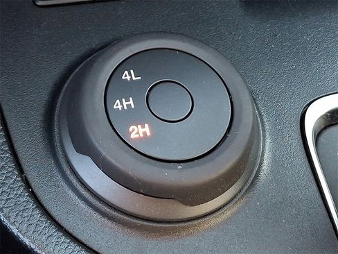 Certified 2023 Ford Ranger Lariat w/ Technology Package image 24