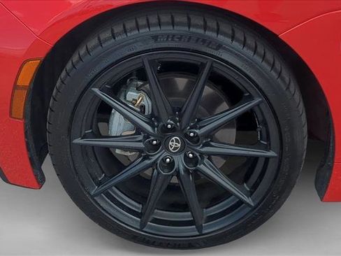 Used 2025 Toyota GR86 Premium RWD image 21