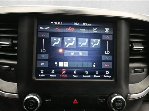 Used 2021 RAM 1500 Big Horn AWD/4WD image 12