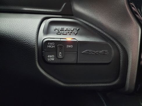 Used 2024 RAM 2500 Laramie w/ Night Edition image 43