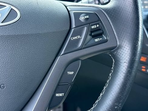 Used 2016 Hyundai Veloster Turbo w/ Option Group 04 FWD image 33
