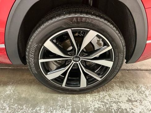 Used 2025 Volkswagen Atlas SEL Premium R-Line AWD/4WD image 11
