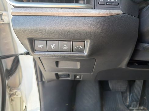 Used 2025 Toyota Grand Highlander AWD Hybrid image 15