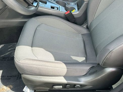 Used 2024 Subaru Crosstrek 2.0i Premium image 19