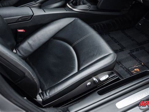 Used 2005 Porsche 911 Carrera image 61