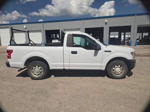 Used 2018 Ford F150 XL RWD image 2