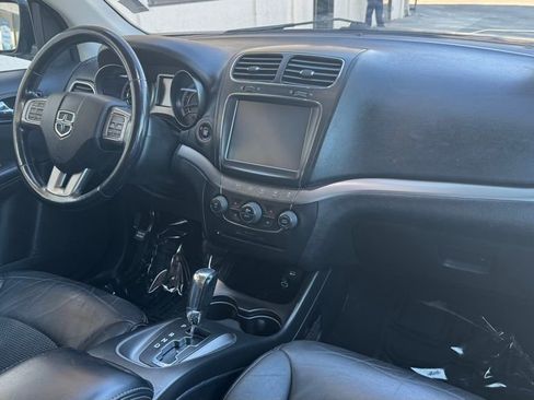 Used 2019 Dodge Journey Crossroad image 16