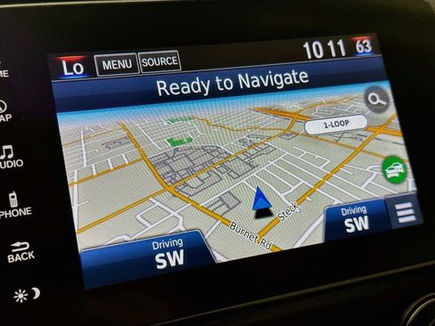 Used 2018 Honda CR-V Touring image 15