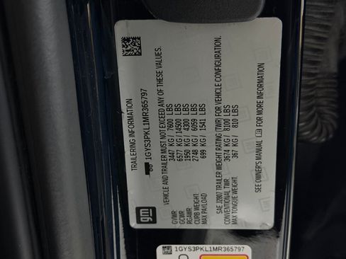 Used 2021 Cadillac Escalade ESV Sport w/ Driver Assist Tech Package RWD image 26