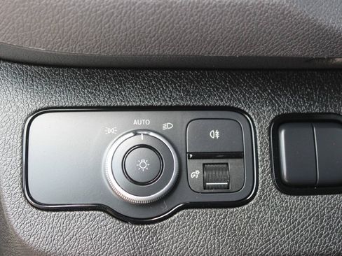 Used 2026 Mercedes-Benz Sprinter 2500 image 29